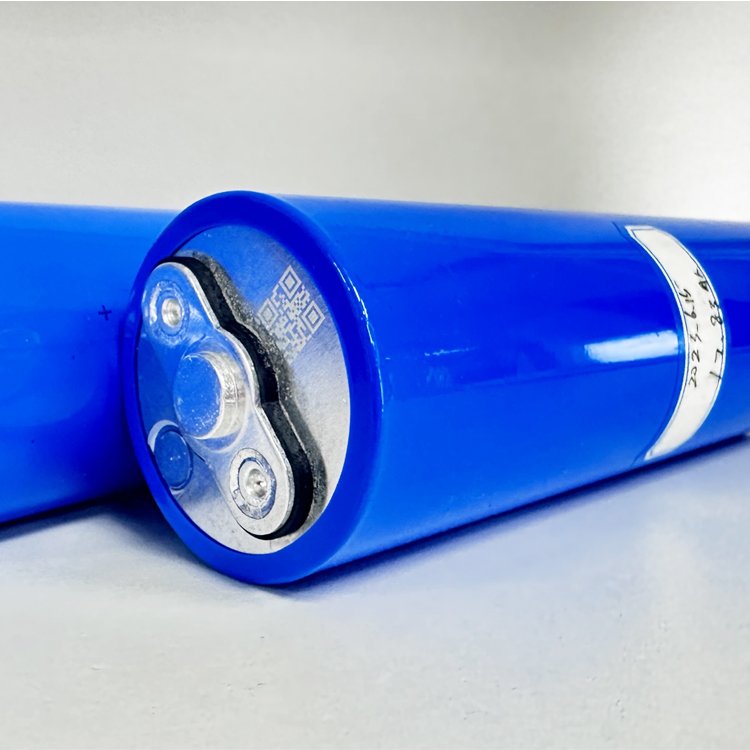 QSO Nuovissima batteria cilindrica agli ioni di sodio Akku 3V 18Ah Catl Na cella di batteria agli ioni di sodio per sistema di energia solare 12V 48V - image 4